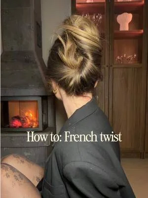 How to: French twist på 2 minuter 🤍 Den perfekta uppsättningen till jobbet, middagen eller när håret inte riktigt samarb…